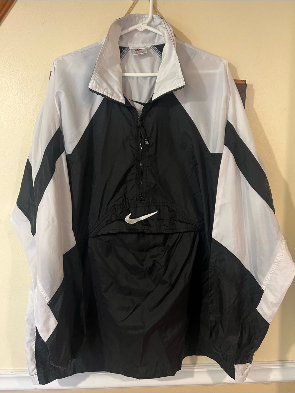EUC Vintage 90s Nike Center Logo Half Zip Nylon Windbreaker Jacket Men’s Size XL